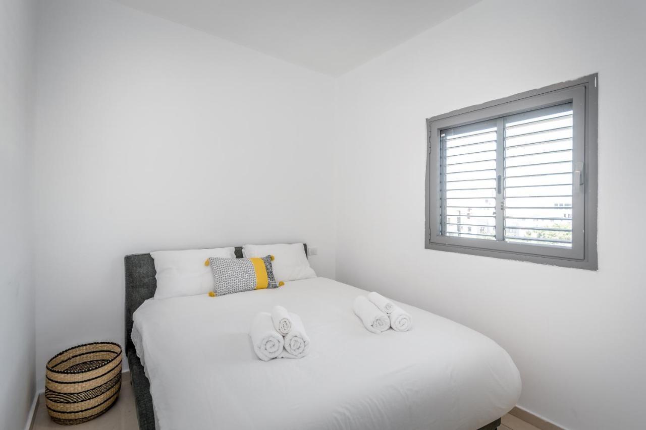 Superb 1,5 Bdr W Balcony Close To The Beach Tel-Aviv Extérieur photo
